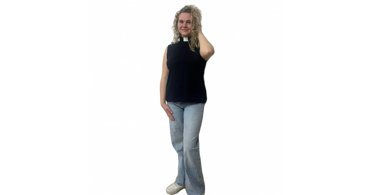 MELANIE SLEEVELESS TOP